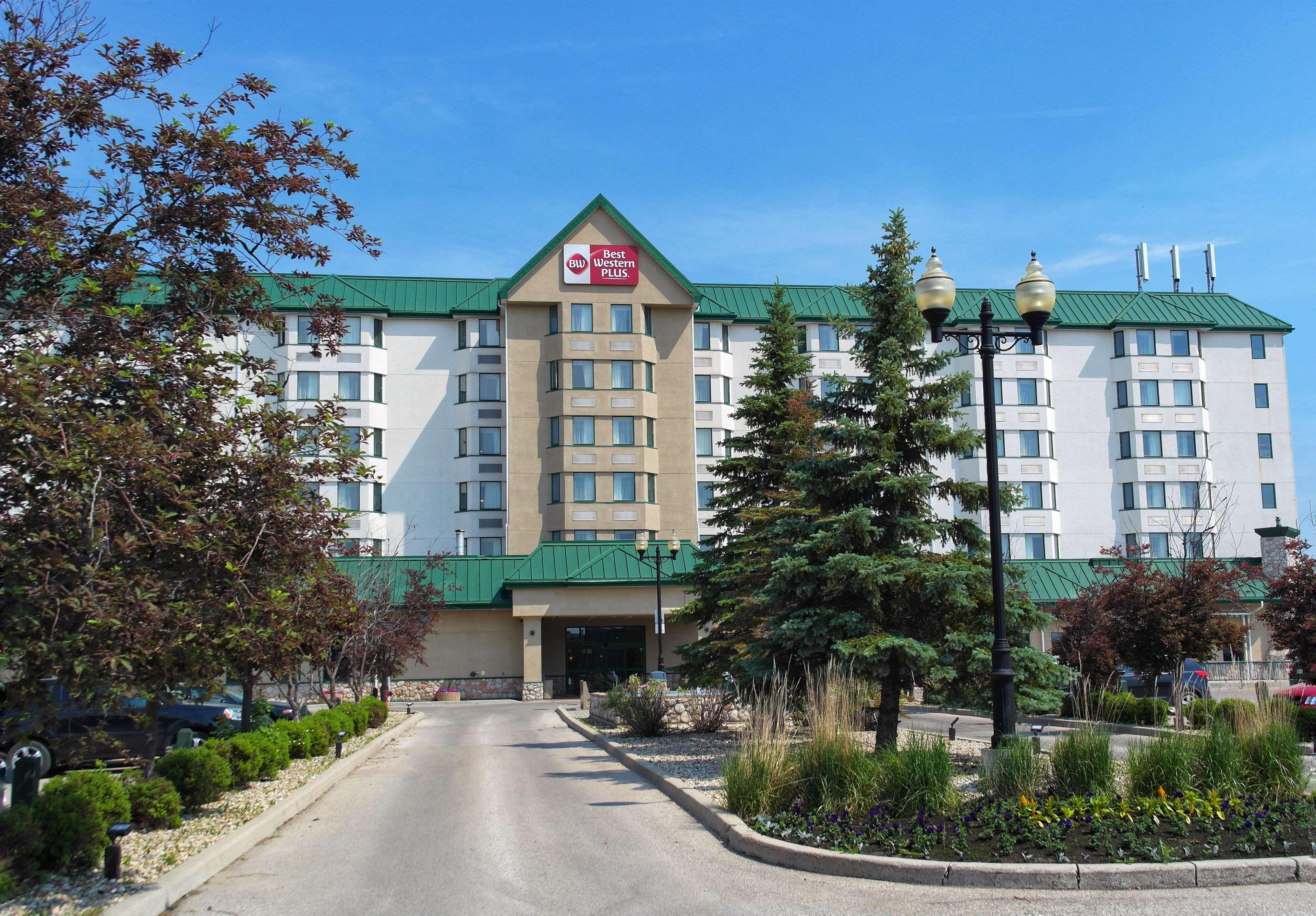 Best Western Plus Winnipeg Airport Hotel Esterno foto