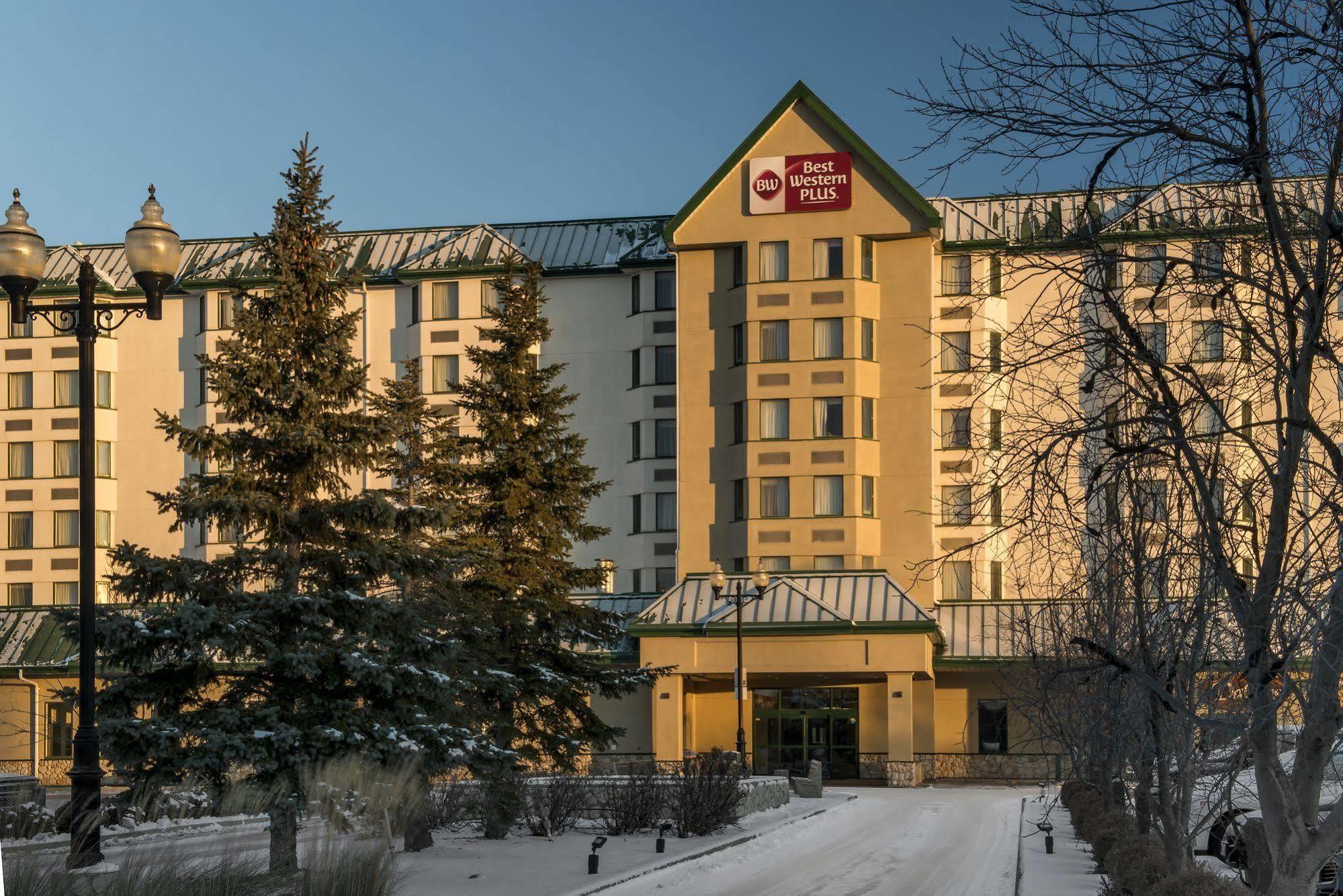 Best Western Plus Winnipeg Airport Hotel Esterno foto